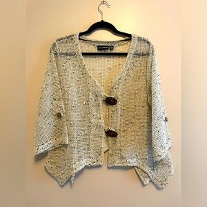 New W/O tags Nina Leonard women’s top, Size L